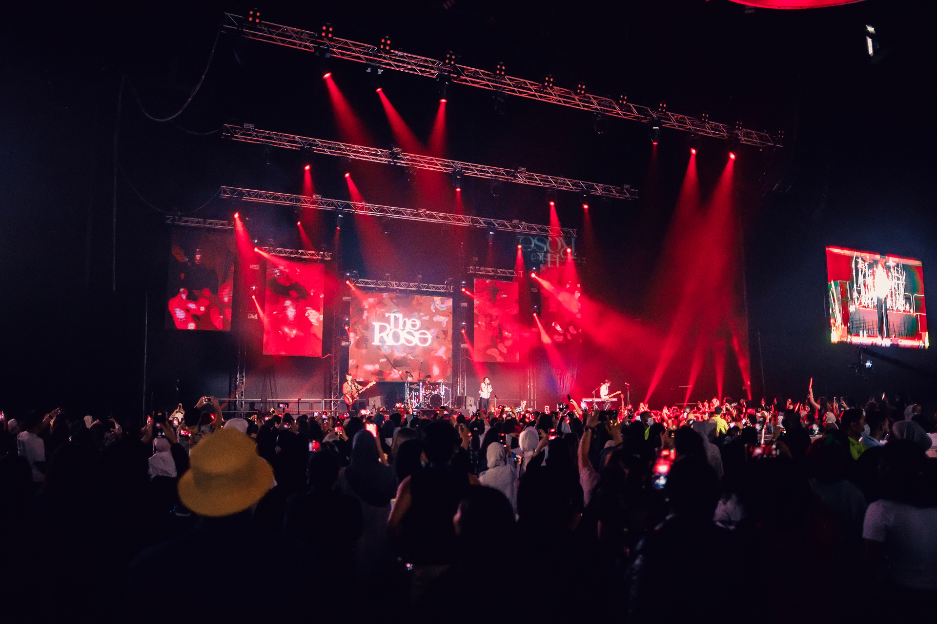 The Rose concert performance